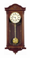 Horloge moderne avec mouvement