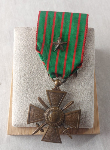 Ancienne médaille insigne - médaille,