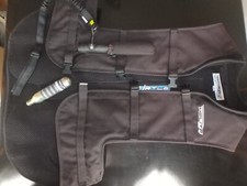 gilet airbag moto Helite airnest turtle avec sangle  état neuf, noir