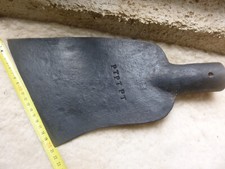 ancien coupe foin marqué PTPTPT