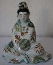 Statuette en porcelaine de