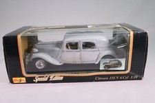 LE505 MAISTO Special edition 50273 Voiture 1/18 Citroen Traction 15CV 6 cyl gris