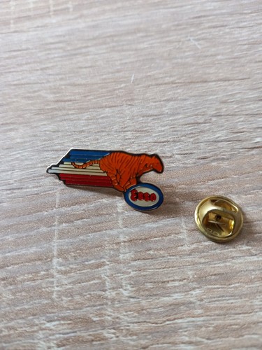 Pin esso tigre ferrier - esso,