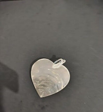 Pendentif - nacre - forme