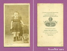 CDV DELON À TOULOUSE : JOUET, FILLETTE AVEC SON LANDAU DE POUPÉE EN OSIER Réf6