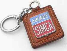 PORTE CLÉS ANCIEN ÉMAILLÉ - KEYCHAIN - SIMCA ARONDE