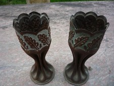 Paire de douilles d'obus objets de tranchées Vases feuilles de chêne WW1