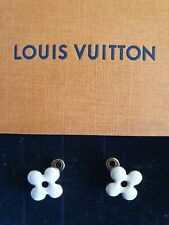 2 pendentifs monogramme Louis