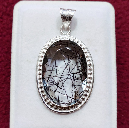 Pendentif pierre précieuse
