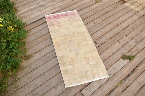 Tapis turc noué main - à,