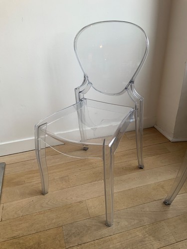 chaises