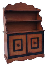 Meuble de poupée ancien fin