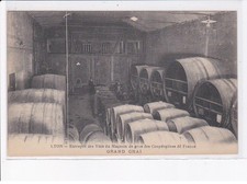 LYON: entrepôt des vins du magasin de gros des coopératives de france Grand