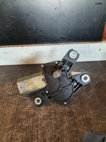 Moteur essuie glace arriere