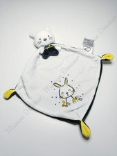 Doudou Plat Lapin Cape Blanc Noir Jaune Trop Mignonne  -  Mots D'enfants Leclerc
