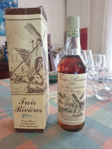 1969 exceptionnel rhum - !!!,