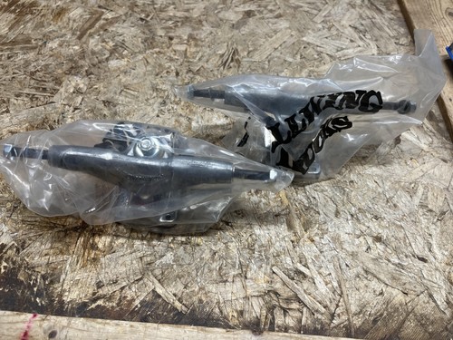 Nos gullwing old - nos,