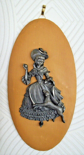 Etain décor femme jouant - décor,