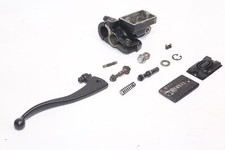 maître cylindre frein avant