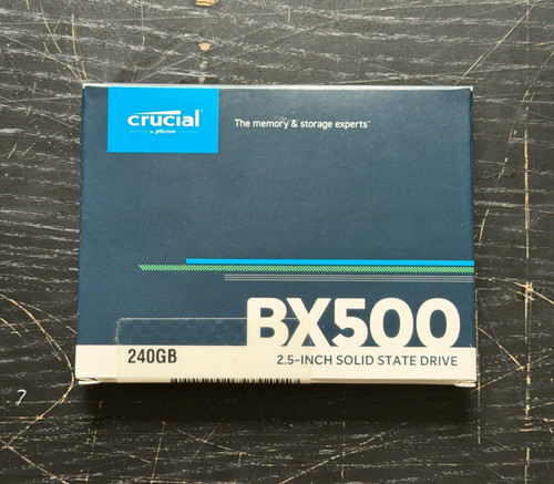 Brand new ssd crucial - brand,