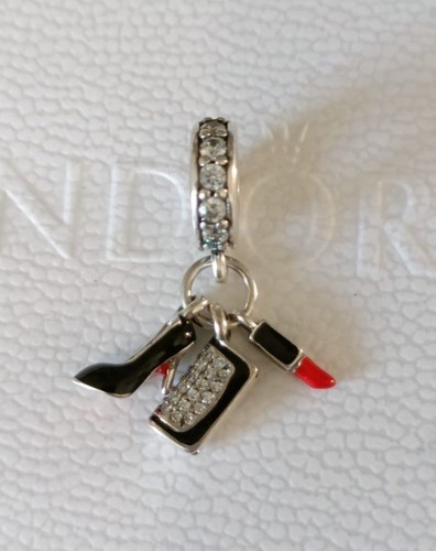 Charm pretty woman en - charm,