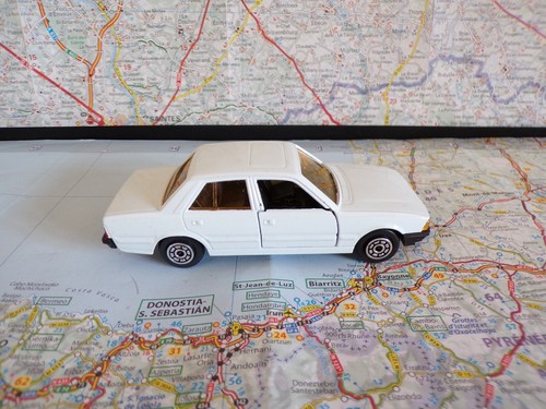 Peugeot 505 blanche - 505, norev