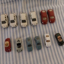 Lot de 12 véhicules PORSCHE