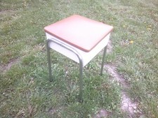 tabouret coffre vintage dessus simili marron