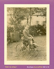 PHOTO ALBUMINÉE, ALBERT GABY SUR SON TRICYCLE CHEVAL, JOUET, TOY HORSE,1886 -A52