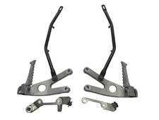 Platine et repose pieds