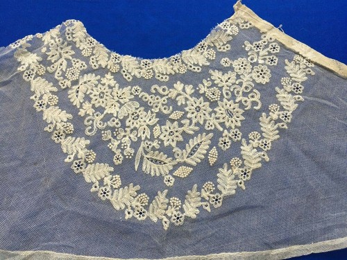 Ancienne encolure xixe haut - xixe, de