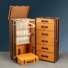 Louis Vuitton Malle Armoire Vintage Cuir France 1935 ca. Original