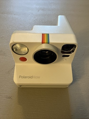 Polaroid now type instant - now,
