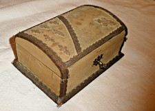 ANCIENNE BOITE A BIJOUX EN