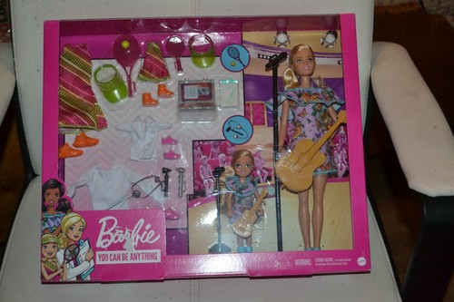 Barbie neuve avec - barbie, soeur