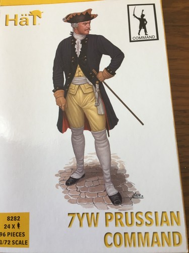 Figurines hat 8282 - 8282,