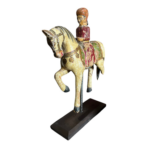 Ancienne statue maison