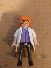 PLAYMOBIL FIGURINE SCIENTIFIQUE LOCO 27/3/19