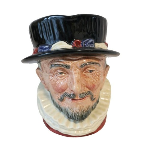 Vintage royal doulton large - royal,