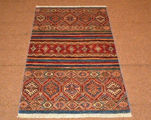 Tapis oriental fait main - fait,