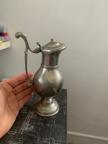 Carafe étain