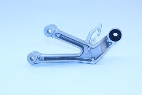 Platine arrière droite suzuki - arrière,