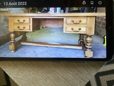 bureau style Louis xiii chêne clair bon état 