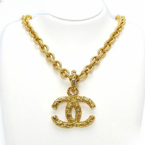 Collier pendentif chaîne
