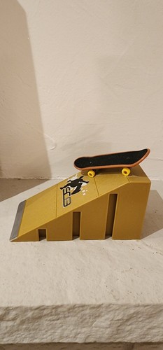 Vintage tech deck - tech, skatepark