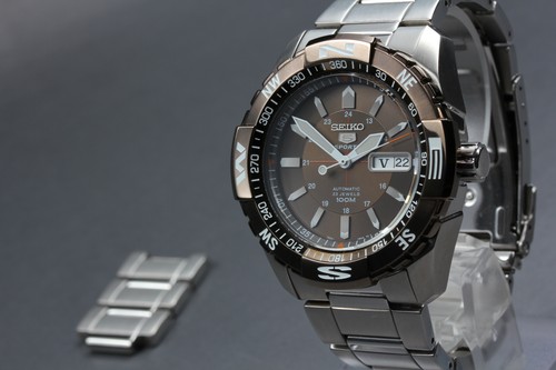 Exc montre automatique - [exc+5],