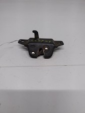 Serrure de hayon PEUGEOT 106