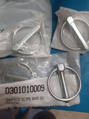 Goupilles clips 8x42 piece - goupilles,