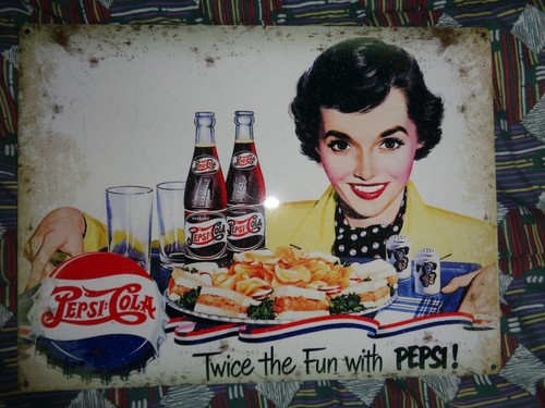 Tole metal vintage pin - metal,