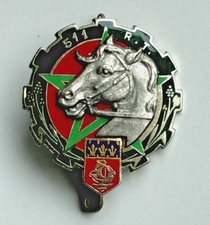 INSIGNE TRAIN - 511° RT RÉGIMENT DU TRAIN - DOS GUILLOCHÉ DRAGO PARIS G2631